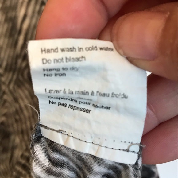 3/20$ Lynn Cantin printed tank top - Picture 6 of 6